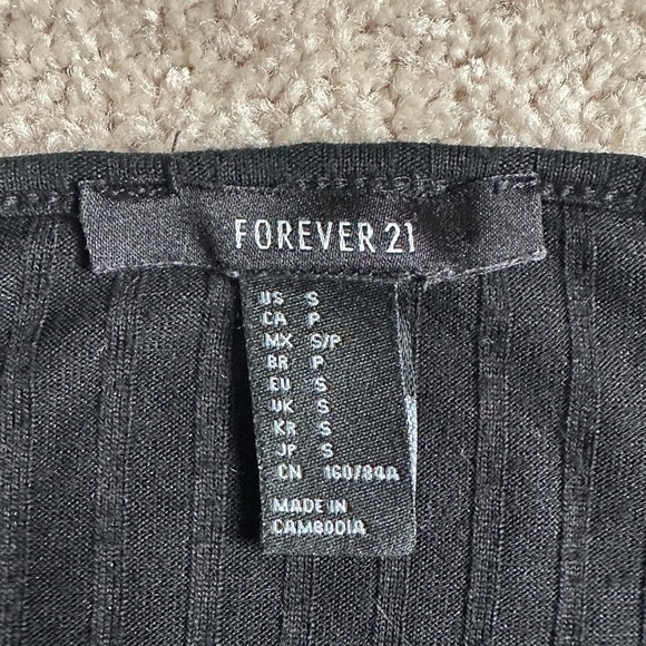 Forever 21 Black Buttoned Camisole - Picture 2 of 3